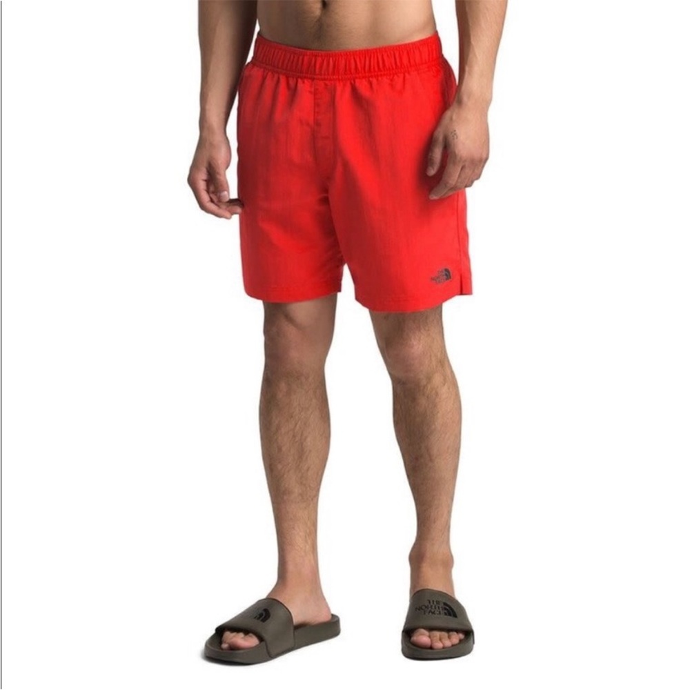 Mens Northface swim trunks  size L
